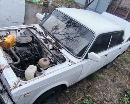 Белый ВАЗ 2107, объемом двигателя 1.5 л и пробегом 12 тыс. км за 356 $, фото 4 на Automoto.ua