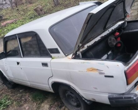 Белый ВАЗ 2107, объемом двигателя 1.5 л и пробегом 12 тыс. км за 356 $, фото 3 на Automoto.ua