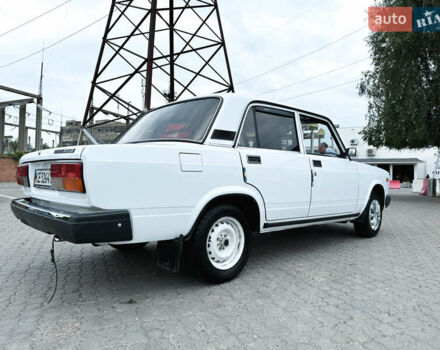 Білий ВАЗ 2107, об'ємом двигуна 1.5 л та пробігом 23 тис. км за 2600 $, фото 3 на Automoto.ua