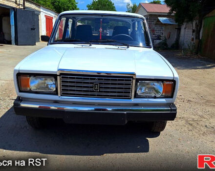 ВАЗ 2107 2005 в Смеле на Automoto.ua Белый ВАЗ 2107, объемом двигателя 1.5 л и пробегом 46 тыс. км за 2900 $, фото 7 на Automoto.ua