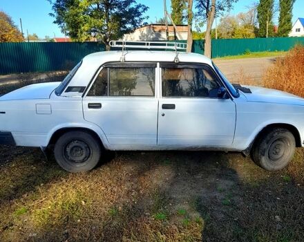 ВАЗ 2107 2005 в Славянске на Automoto.ua Белый ВАЗ 2107, объемом двигателя 1.6 л и пробегом 123 тыс. км за 1300 $, фото 3 на Automoto.ua