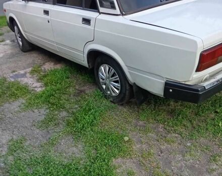 Белый ВАЗ 2107, объемом двигателя 1.5 л и пробегом 250 тыс. км за 1100 $, фото 5 на Automoto.ua