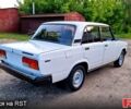Белый ВАЗ 2107, объемом двигателя 1.5 л и пробегом 14 тыс. км за 3350 $, фото 3 на Automoto.ua