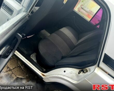 Белый ВАЗ 2107, объемом двигателя 1.5 л и пробегом 203 тыс. км за 1350 $, фото 2 на Automoto.ua