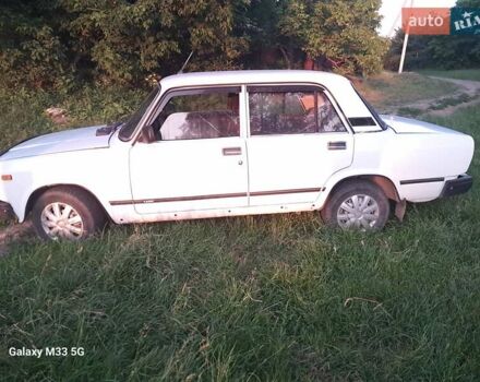 ВАЗ 2107 2005 в Жмеренке на Automoto.ua Белый ВАЗ 2107, объемом двигателя 1.5 л и пробегом 130 тыс. км за 1550 $, фото 4 на Automoto.ua