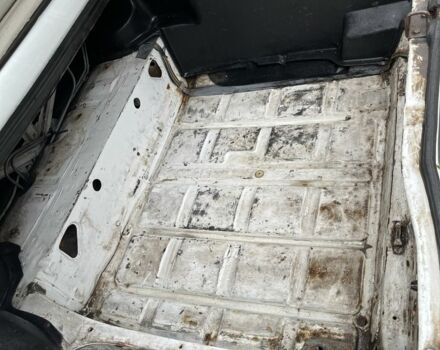 Белый ВАЗ 2107, объемом двигателя 1.6 л и пробегом 200 тыс. км за 1600 $, фото 3 на Automoto.ua