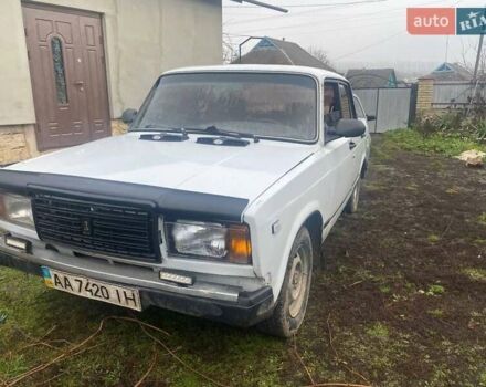 Белый ВАЗ 2107, объемом двигателя 1.6 л и пробегом 300 тыс. км за 850 $, фото 7 на Automoto.ua