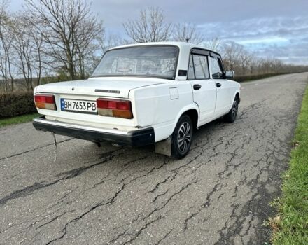 Белый ВАЗ 2107, объемом двигателя 1.5 л и пробегом 80 тыс. км за 1100 $, фото 3 на Automoto.ua