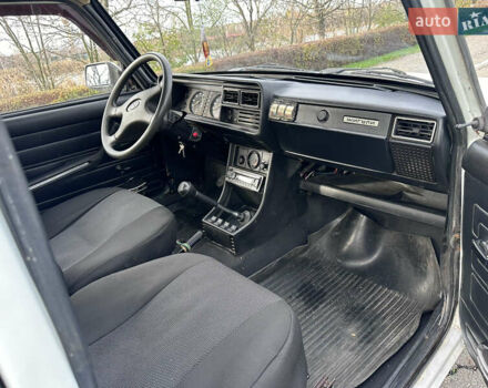 Білий ВАЗ 2107, об'ємом двигуна 1.45 л та пробігом 80 тис. км за 1100 $, фото 5 на Automoto.ua