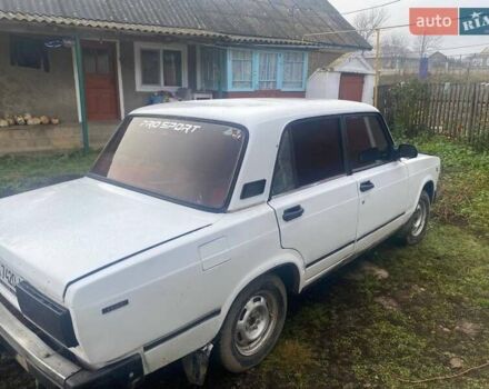 Белый ВАЗ 2107, объемом двигателя 1.6 л и пробегом 300 тыс. км за 850 $, фото 1 на Automoto.ua