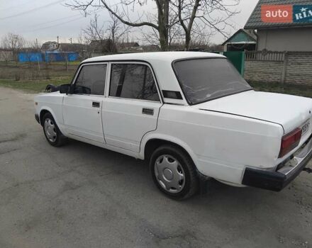 Белый ВАЗ 2107, объемом двигателя 1.45 л и пробегом 68 тыс. км за 900 $, фото 2 на Automoto.ua