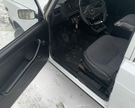 Белый ВАЗ 2107, объемом двигателя 1 л и пробегом 100 тыс. км за 2750 $, фото 5 на Automoto.ua