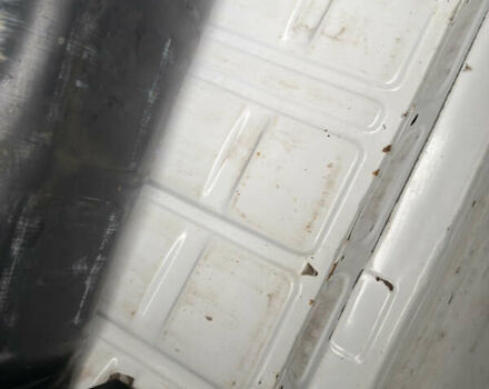 Белый ВАЗ 2107, объемом двигателя 1.5 л и пробегом 75 тыс. км за 1999 $, фото 18 на Automoto.ua