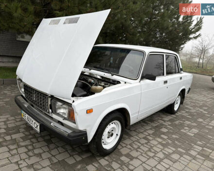 Белый ВАЗ 2107, объемом двигателя 1.5 л и пробегом 75 тыс. км за 1999 $, фото 15 на Automoto.ua