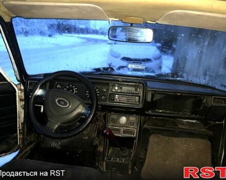 Белый ВАЗ 2107, объемом двигателя 1.5 л и пробегом 100 тыс. км за 600 $, фото 3 на Automoto.ua