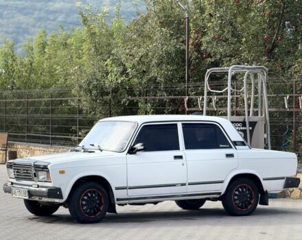 ВАЗ 2107 2008 в Киеве на Automoto.ua Белый ВАЗ 2107, объемом двигателя 1.6 л и пробегом 56 тыс. км за 1899 $, фото 7 на Automoto.ua