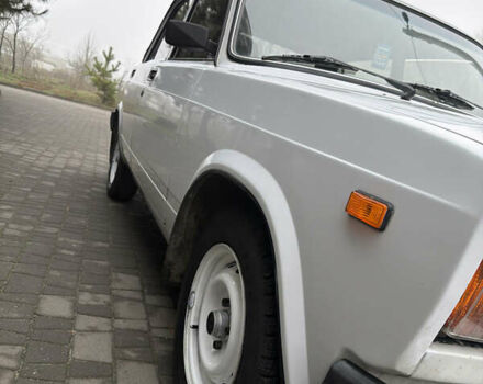 Белый ВАЗ 2107, объемом двигателя 1.5 л и пробегом 75 тыс. км за 1999 $, фото 16 на Automoto.ua