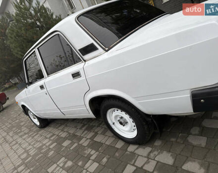 Белый ВАЗ 2107, объемом двигателя 1.5 л и пробегом 75 тыс. км за 1999 $, фото 11 на Automoto.ua