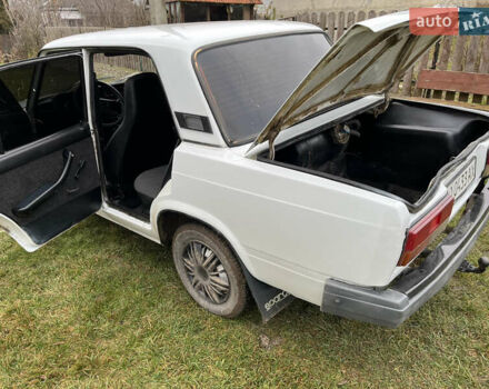 Белый ВАЗ 2107, объемом двигателя 1.6 л и пробегом 95 тыс. км за 1080 $, фото 9 на Automoto.ua