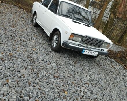 Белый ВАЗ 2107, объемом двигателя 1.5 л и пробегом 42 тыс. км за 1200 $, фото 3 на Automoto.ua