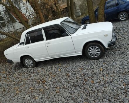 Белый ВАЗ 2107, объемом двигателя 1.5 л и пробегом 42 тыс. км за 1200 $, фото 2 на Automoto.ua