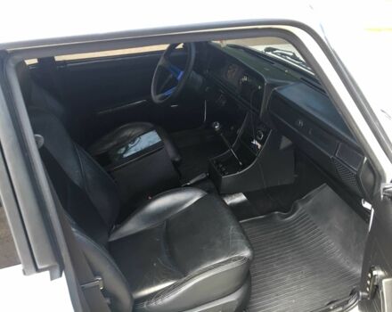 Белый ВАЗ 2107, объемом двигателя 1.5 л и пробегом 2 тыс. км за 850 $, фото 3 на Automoto.ua