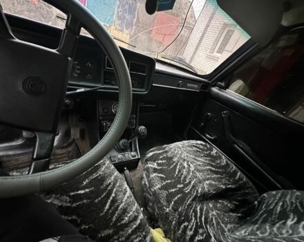 Белый ВАЗ 2107, объемом двигателя 1.6 л и пробегом 300 тыс. км за 556 $, фото 4 на Automoto.ua