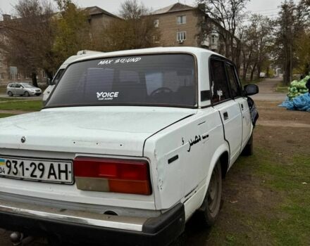 Белый ВАЗ 2107, объемом двигателя 1.5 л и пробегом 365 тыс. км за 501 $, фото 4 на Automoto.ua