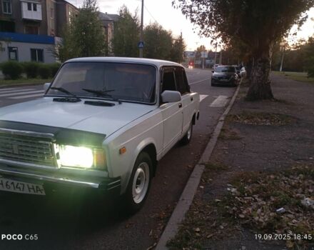 Белый ВАЗ 2107, объемом двигателя 6 л и пробегом 6 тыс. км за 607 $, фото 1 на Automoto.ua