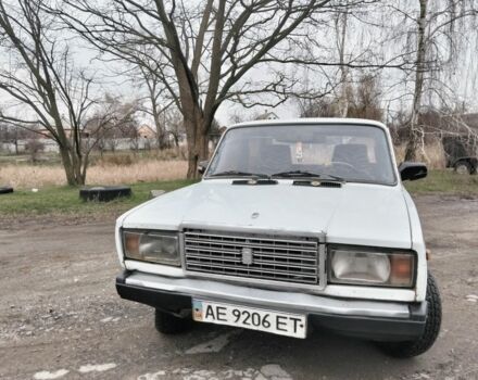 Белый ВАЗ 2107, объемом двигателя 1 л и пробегом 300 тыс. км за 824 $, фото 5 на Automoto.ua