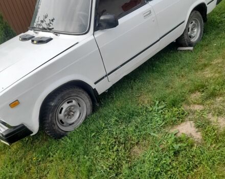 ВАЗ 2107 1986 в Черновцах на Automoto.ua Белый ВАЗ 2107, объемом двигателя 0 л и пробегом 180 тыс. км за 600 $, фото 4 на Automoto.ua