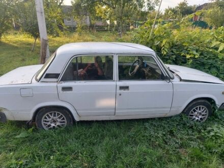 Білий ВАЗ 2107, об'ємом двигуна 1.5 л та пробігом 8 тис. км за 369 $, фото 1 на Automoto.ua