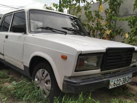 Белый ВАЗ 2107, объемом двигателя 0 л и пробегом 2 тыс. км за 592 $, фото 1 на Automoto.ua
