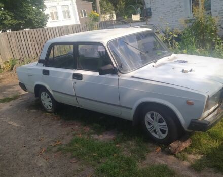 Білий ВАЗ 2107, об'ємом двигуна 1 л та пробігом 100 тис. км за 500 $, фото 1 на Automoto.ua
