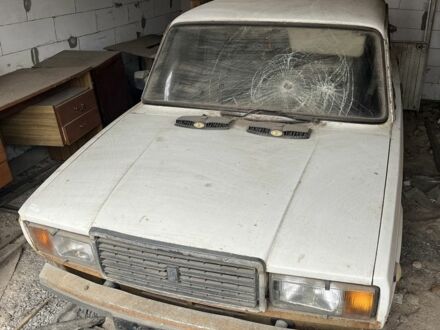 Білий ВАЗ 2107, об'ємом двигуна 1.5 л та пробігом 300 тис. км за 343 $, фото 1 на Automoto.ua
