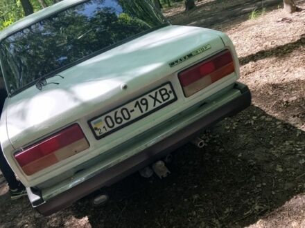 ВАЗ 2107 1983 у Люботине на Automoto.ua Білий ВАЗ 2107, об'ємом двигуна 0 л та пробігом 77 тис. км за 850 $, фото 1 на Automoto.ua