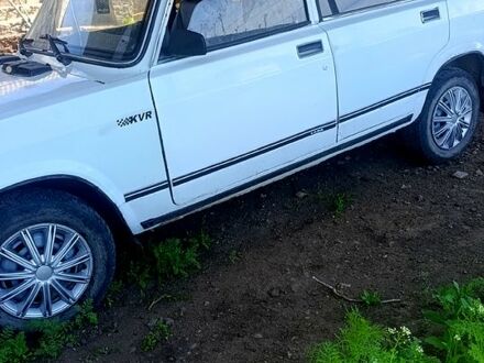 Белый ВАЗ 2107, объемом двигателя 1.6 л и пробегом 0 тыс. км за 700 $, фото 1 на Automoto.ua