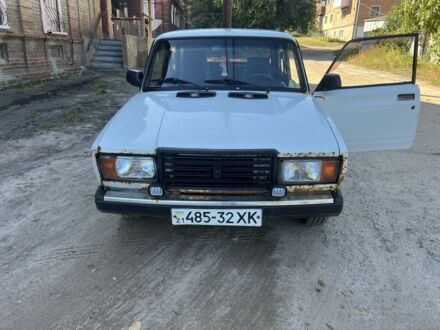 Белый ВАЗ 2107, объемом двигателя 1.5 л и пробегом 200 тыс. км за 550 $, фото 1 на Automoto.ua