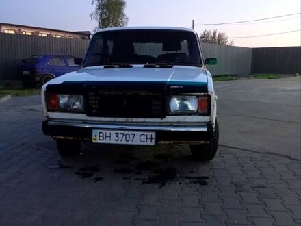 ВАЗ 2107 1984 в Котельве на Automoto.ua Белый ВАЗ 2107, объемом двигателя 1.5 л и пробегом 0 тыс. км за 500 $, фото 1 на Automoto.ua