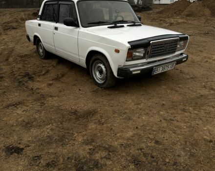 Белый ВАЗ 2107, объемом двигателя 1.5 л и пробегом 25 тыс. км за 1068 $, фото 1 на Automoto.ua