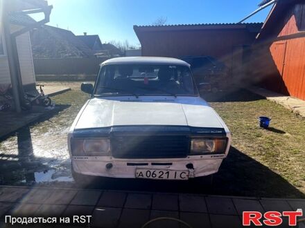 Білий ВАЗ 2107, об'ємом двигуна 1.5 л та пробігом 180 тис. км за 390 $, фото 1 на Automoto.ua