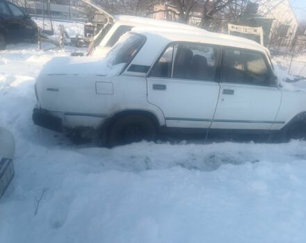 Белый ВАЗ 2107, объемом двигателя 0 л и пробегом 123 тыс. км за 255 $, фото 1 на Automoto.ua