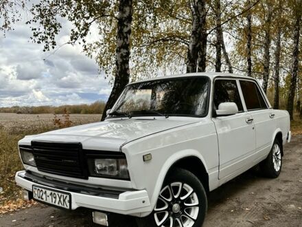 ВАЗ 2107 1985 в Харькове на Automoto.ua Белый ВАЗ 2107, объемом двигателя 1.5 л и пробегом 10 тыс. км за 1450 $, фото 1 на Automoto.ua