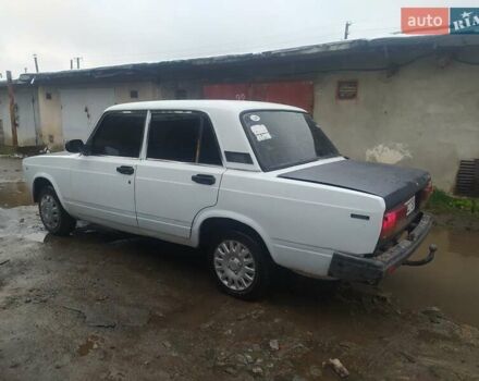 Белый ВАЗ 2107, объемом двигателя 1.5 л и пробегом 111 тыс. км за 353 $, фото 1 на Automoto.ua