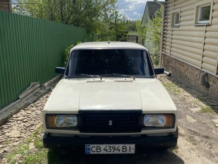 ВАЗ 2107 1985 в Борзне на Automoto.ua Белый ВАЗ 2107, объемом двигателя 1.5 л и пробегом 3 тыс. км за 918 $, фото 1 на Automoto.ua