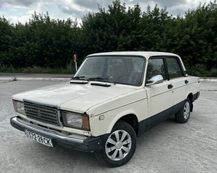 Белый ВАЗ 2107, объемом двигателя 1.3 л и пробегом 150 тыс. км за 528 $, фото 1 на Automoto.ua