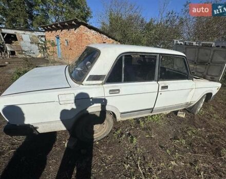 Белый ВАЗ 2107, объемом двигателя 1.5 л и пробегом 225 тыс. км за 300 $, фото 1 на Automoto.ua
