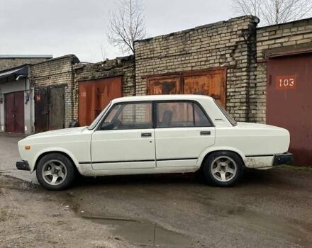 Белый ВАЗ 2107, объемом двигателя 1.5 л и пробегом 45 тыс. км за 1600 $, фото 1 на Automoto.ua
