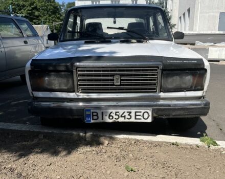 Белый ВАЗ 2107, объемом двигателя 8 л и пробегом 798 тыс. км за 900 $, фото 1 на Automoto.ua