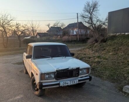 Белый ВАЗ 2107, объемом двигателя 1.5 л и пробегом 9 тыс. км за 339 $, фото 1 на Automoto.ua